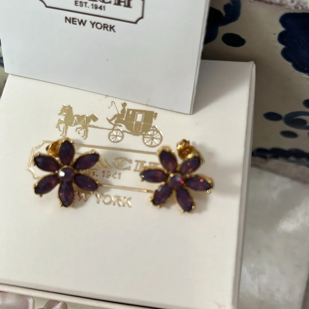 NEW COACH FLOWER EARRINGS - Picture 6 of 7